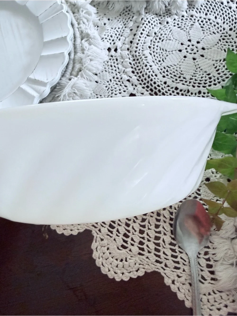 Vintage Anchor Hocking White Milk Glass Swirl Serving Bowl - 10”